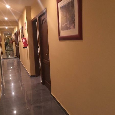 Hostal Penajara Marbella Exterior photo